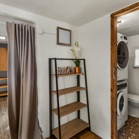 Шале Historic Charming House 10 Min From Кран-Монтана