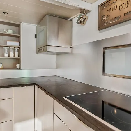 Historic Charming House 10 Min From * Кран-Монтана