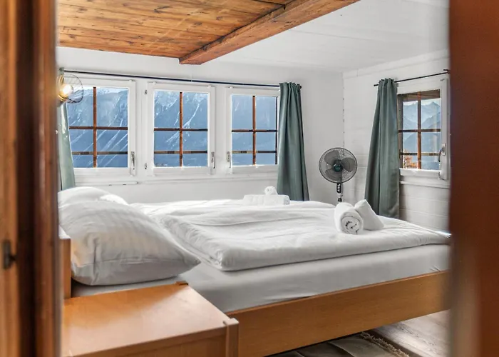 Historic Charming House 10 Min From Шале Кран-Монтана