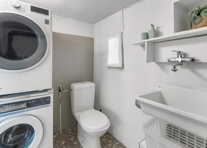 Historic Charming House 10 Min From Шале