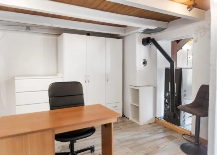 Шале Historic Charming House 10 Min From Кран-Монтана