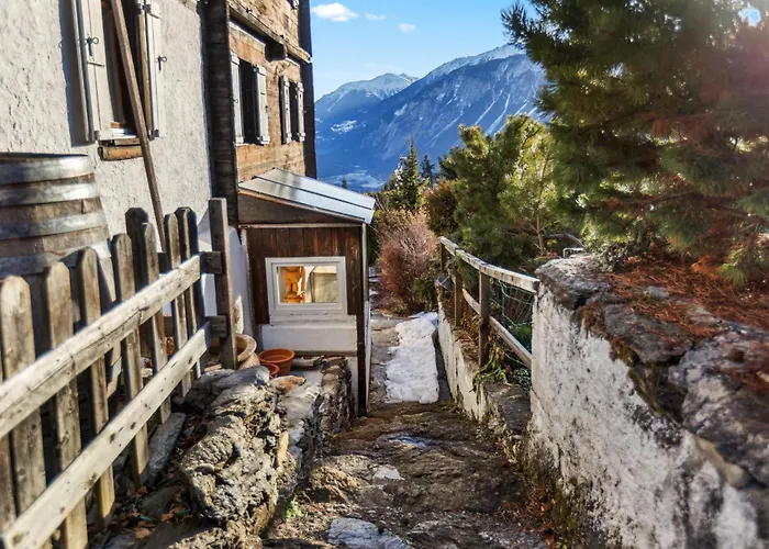 Historic Charming House 10 Min From