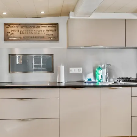 Historic Charming House 10 Min From シャレー *