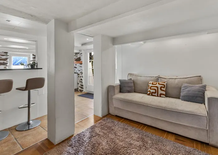 Historic Charming House 10 Min From シャレー クラン