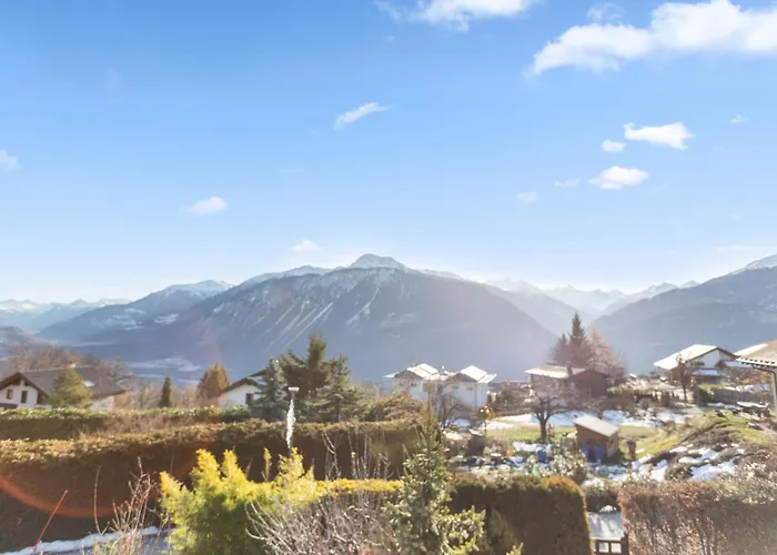 Historic Charming House 10 Min From シャレー クラン