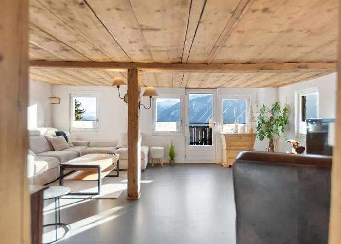 Historic Charming House 10 Min From