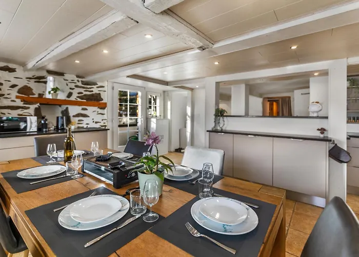 シャレー Historic Charming House 10 Min From *