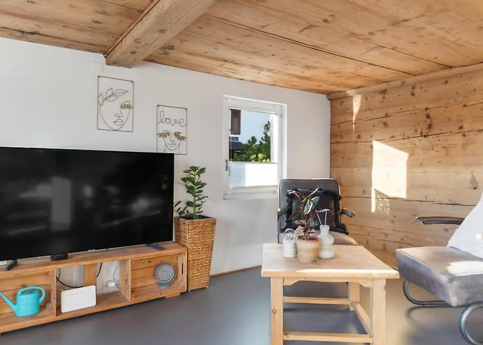 シャレー Historic Charming House 10 Min From